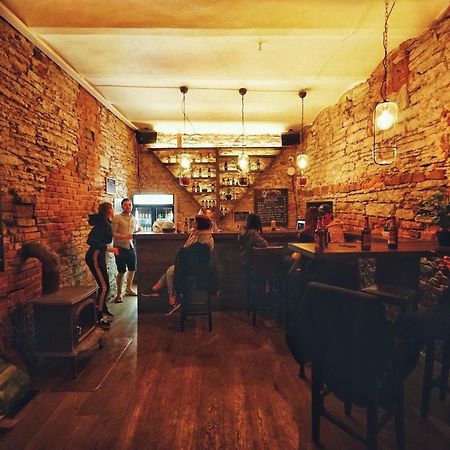 טאלין The Monks Bunk Hostel & Bar מראה חיצוני תמונה