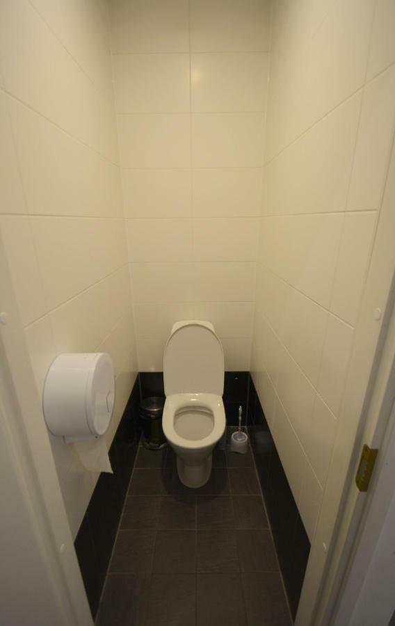 טאלין The Monks Bunk Hostel & Bar מראה חיצוני תמונה