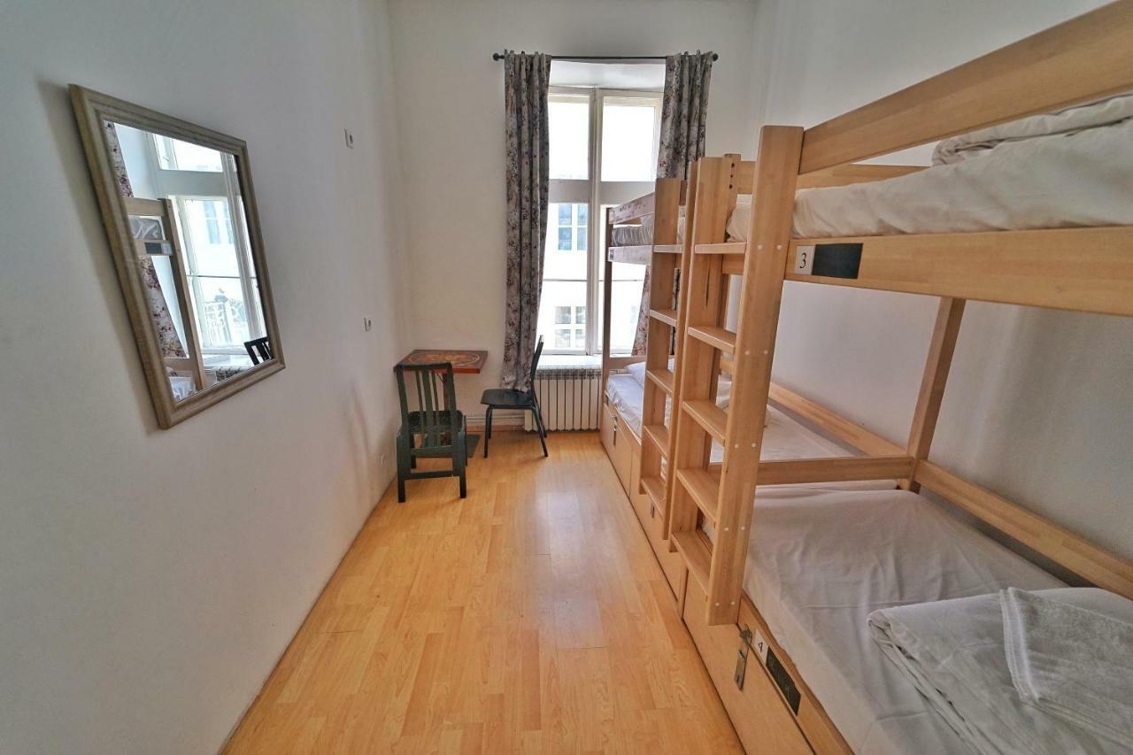 טאלין The Monks Bunk Hostel & Bar מראה חיצוני תמונה
