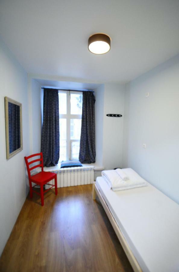 טאלין The Monks Bunk Hostel & Bar מראה חיצוני תמונה